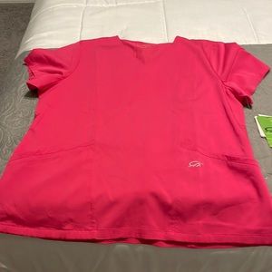 Women’s hot pink scrub top Iguana Flex Performance medical apparel